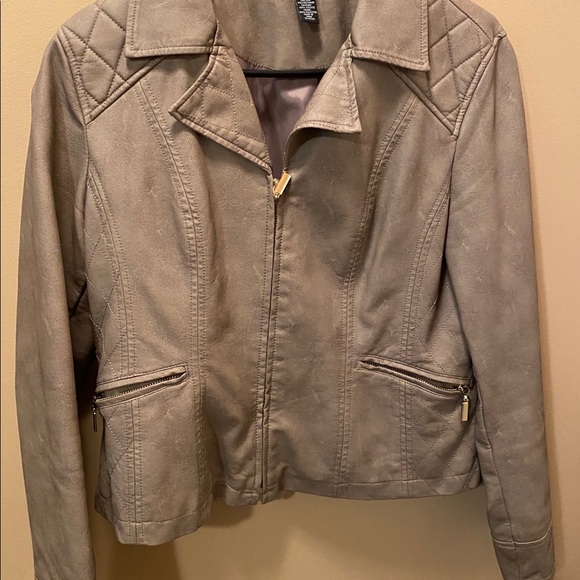 Jacket - Picture 2 of 2